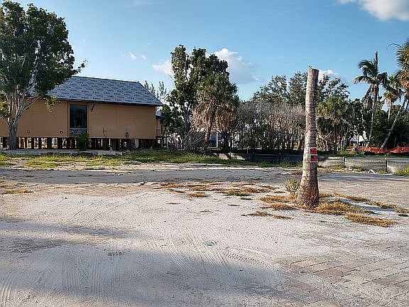 5th image of 103 Bay Mar Dr #107