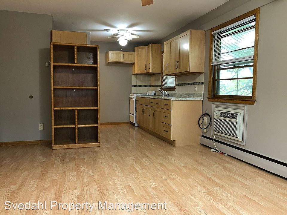 1st image of 3010 20th Ave S APT 12
