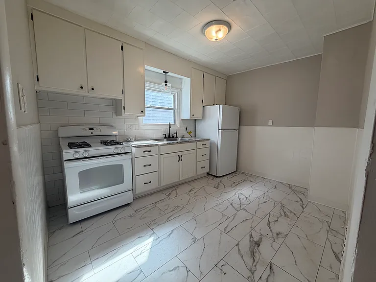 36 Norman Ave #1 — Photo 6