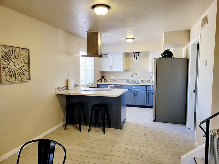 2490 W Yowell Ct #26 — Photo 6