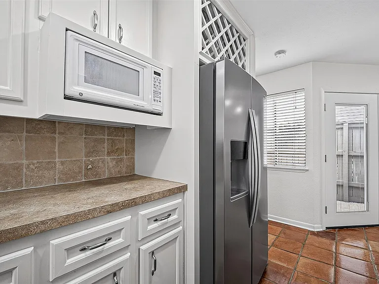 1344 Chardonnay Dr — Photo 10