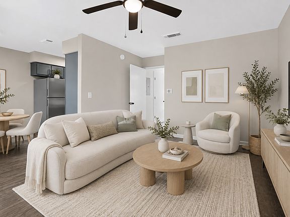 2nd image of 1001 S Eastman Rd #9ae1446f1