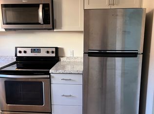 1614 22nd St #2, Bellingham, WA 98225
