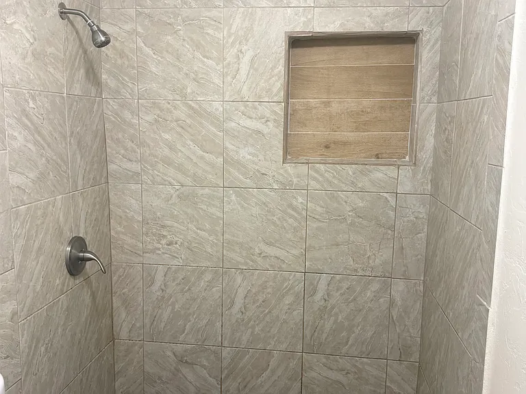 237 W Sahuaro St #2 — Photo 14