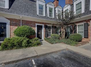 6 Kings Tavern Pl NW, Atlanta, GA 30318