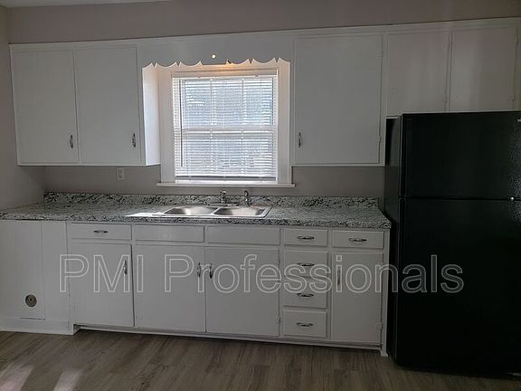 5th image of 1803 Middle Tennessee Blvd