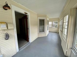 627 S Hale St FLOOR 2, Wheaton, IL 60187