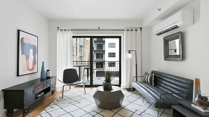 Rented by Nooklyn NYC LLC | media 49
