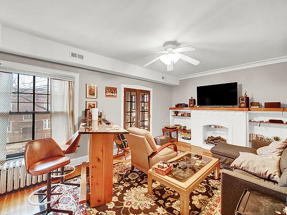 2nd image of 6315 N Glenwood Ave #2N