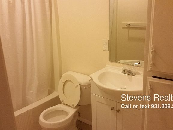 5th image of 2111 NW Lindy Ave APT B1