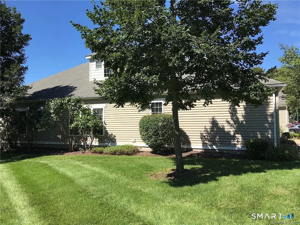 2 bed, 2.5 bath, 1507 sqft, $3,000 — Photo 3