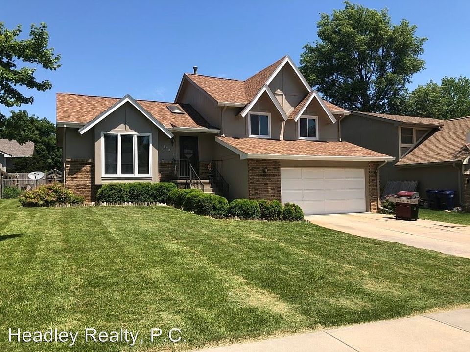 1st image of 808 Redwood Ln