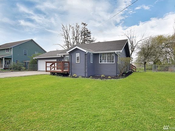 3rd image of 402 4th Ave N