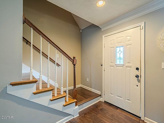 3rd image of 109 Sebastian Dr