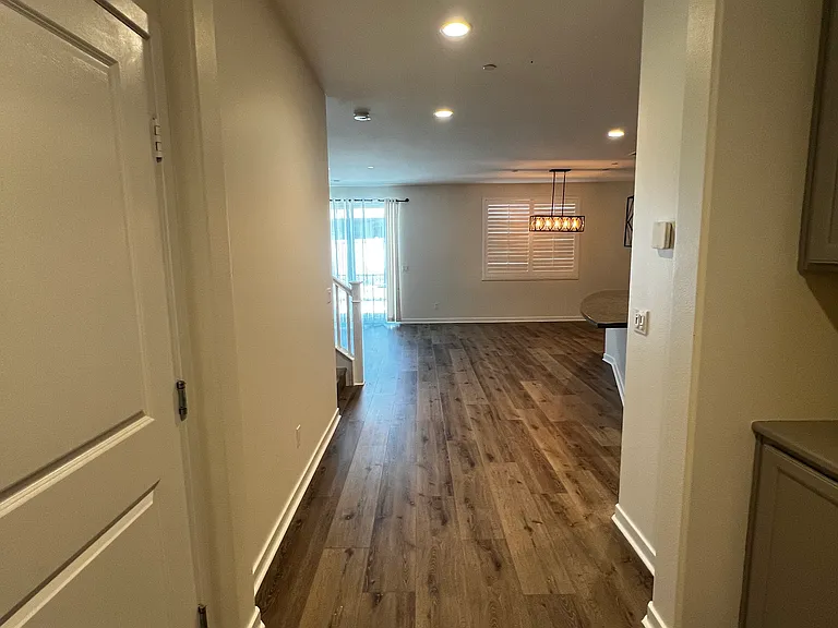 29129 Carrotwood — Photo 12