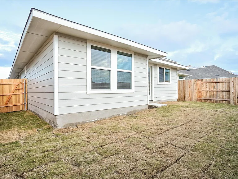 171 White Dunes Dr — Photo 31