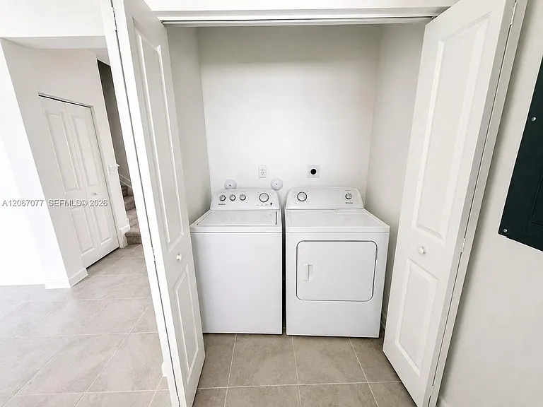2608 SE 25th Rd — Photo 8