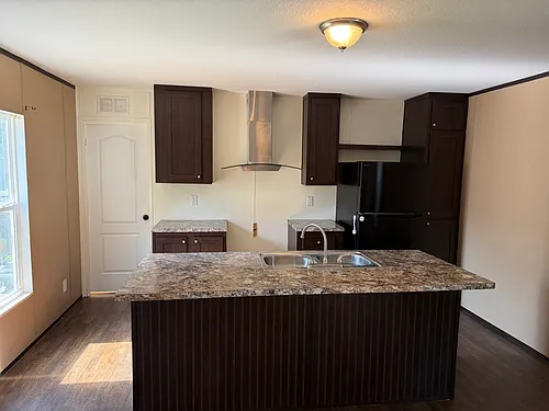 80 Polk St Photo 1