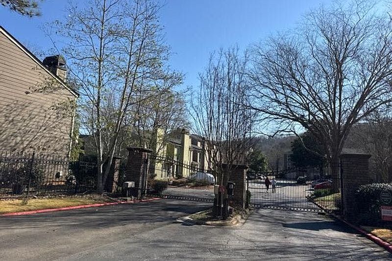 1st image of 1101 Riverbend Club Dr SE #101