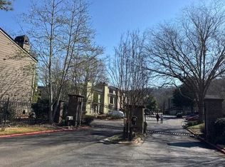 1101 Riverbend Club Dr SE #101, Atlanta, GA 30339