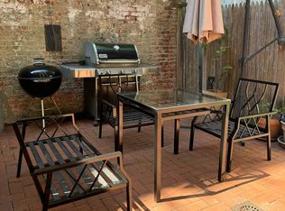 210 E 84th St APT 1B, New York, NY 10028