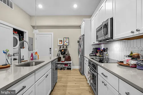 2621 Jefferson St #1R Photo 1