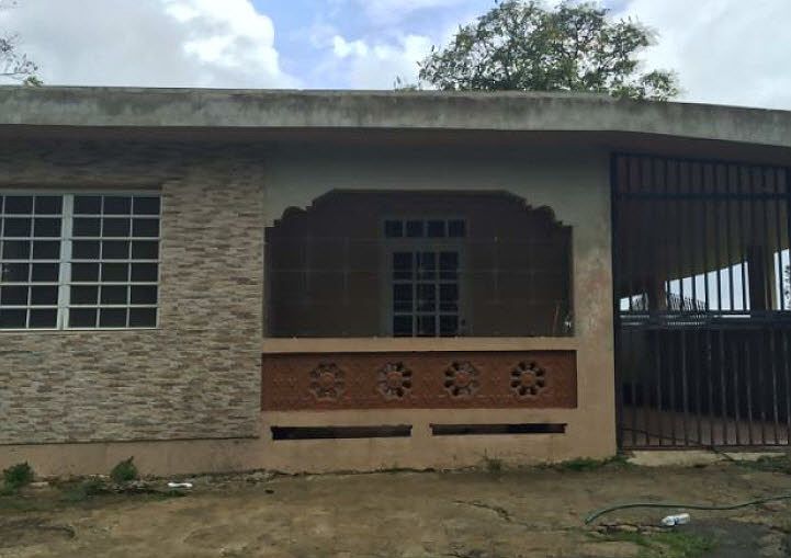 2nd image of La Gloria Ward Sr 941