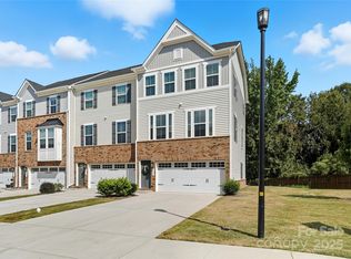 2637 Grantham Place Dr, Fort Mill, SC 29715