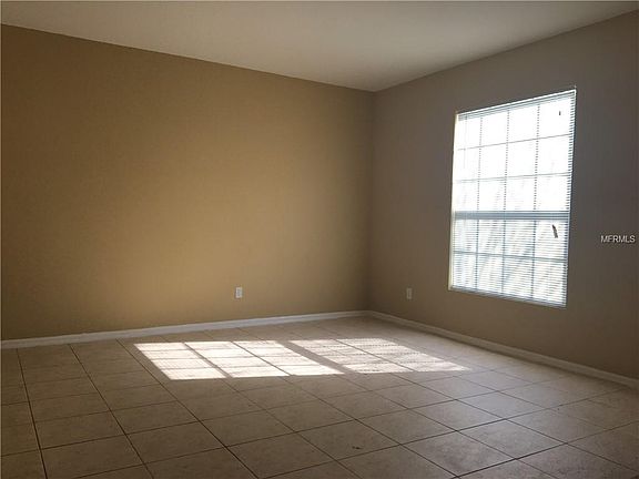 3rd image of 346 Cotswold Cir
