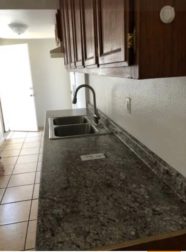 2 bed, 950 sqft, $2,395 — Photo 4