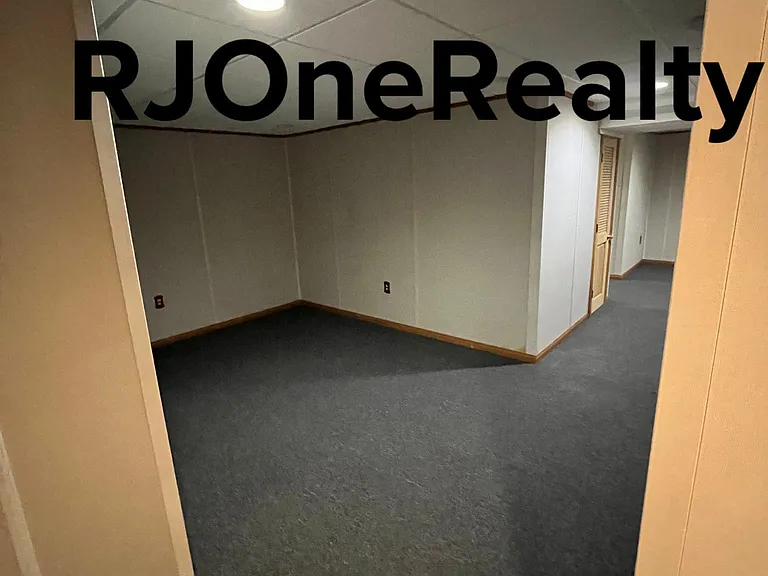 24 Iberian Ct — Photo 15