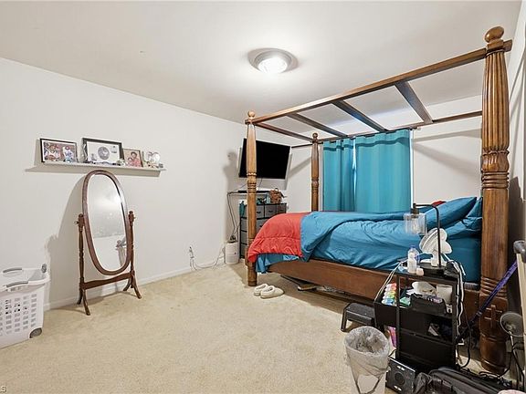 5th image of 6951 Rangecrest Rd