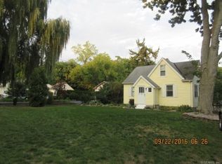 60 Fenton Rd, Rochester, NY 14624