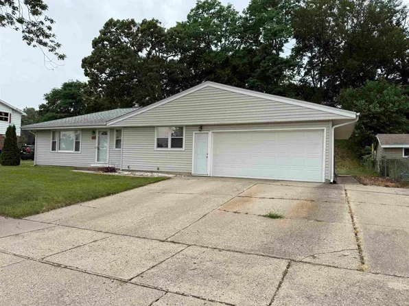 1117 N Grant Ave, Janesville, WI 53548