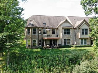 12094 Tullymore Dr, Stanwood, MI 49346