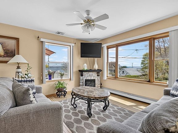 5th image of 17 Bellevue St