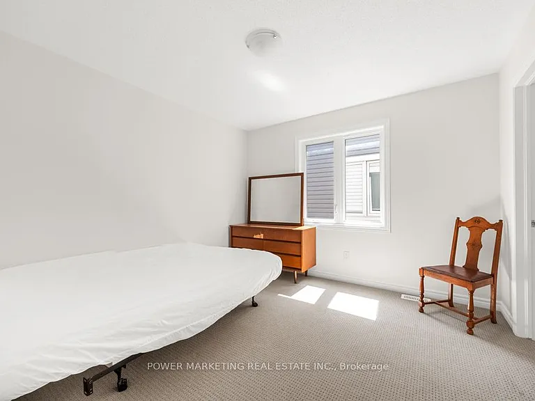 69 Defence St — Photo 28