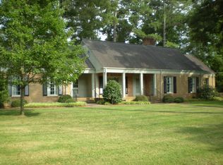 1101 Chestnut Dr, Smithfield, NC 27577