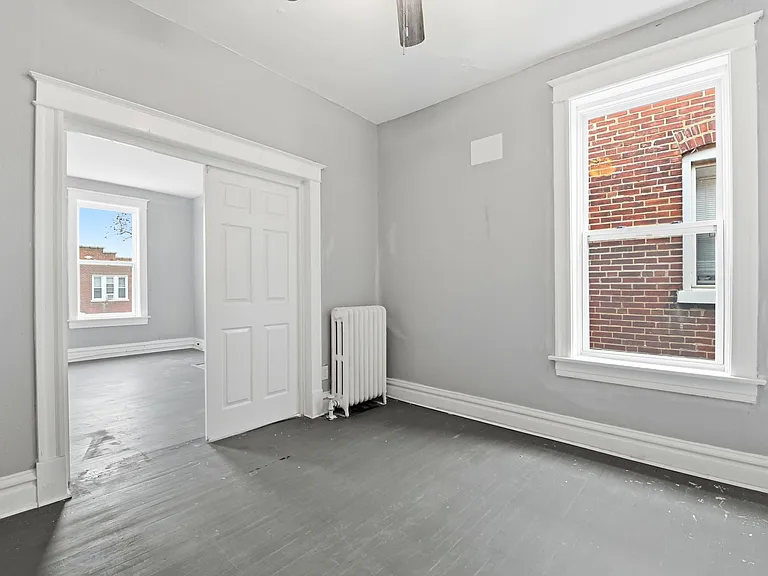 3623 Bamberger Ave #2F — Photo 12