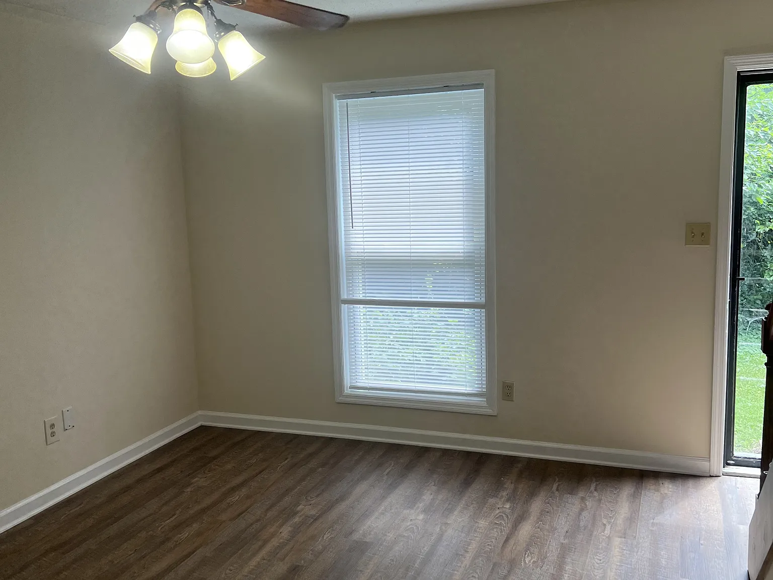 1032 Brookview Drive - 13 D — Photo 3