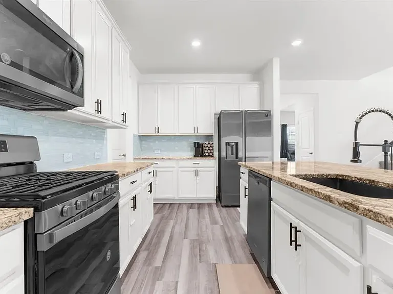 608 Fawn Valley Dr — Photo 23