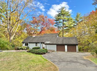 57 Rosewood Rd, Avon, CT 06001