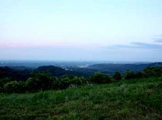 23 Cote De Chambord, Floyds Knobs, IN 47119