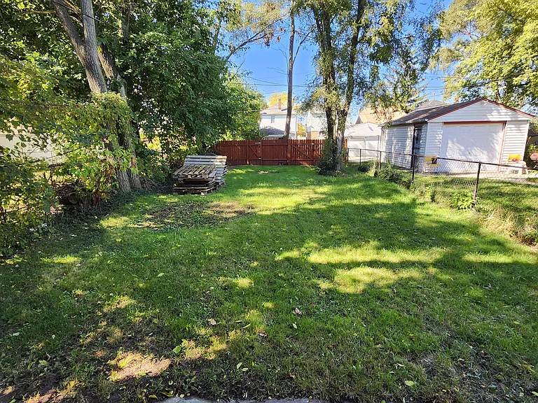 18657 Binder St #2 — Photo 12