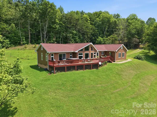 58 Sequoia Trl, Leicester, NC 28748