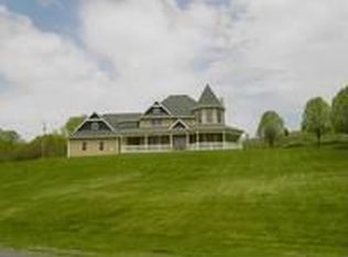 31695 W Horse Lake Dr, Sioux City, IA 51108