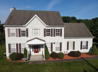 61 Kirk Rd, Hamden, CT 06514