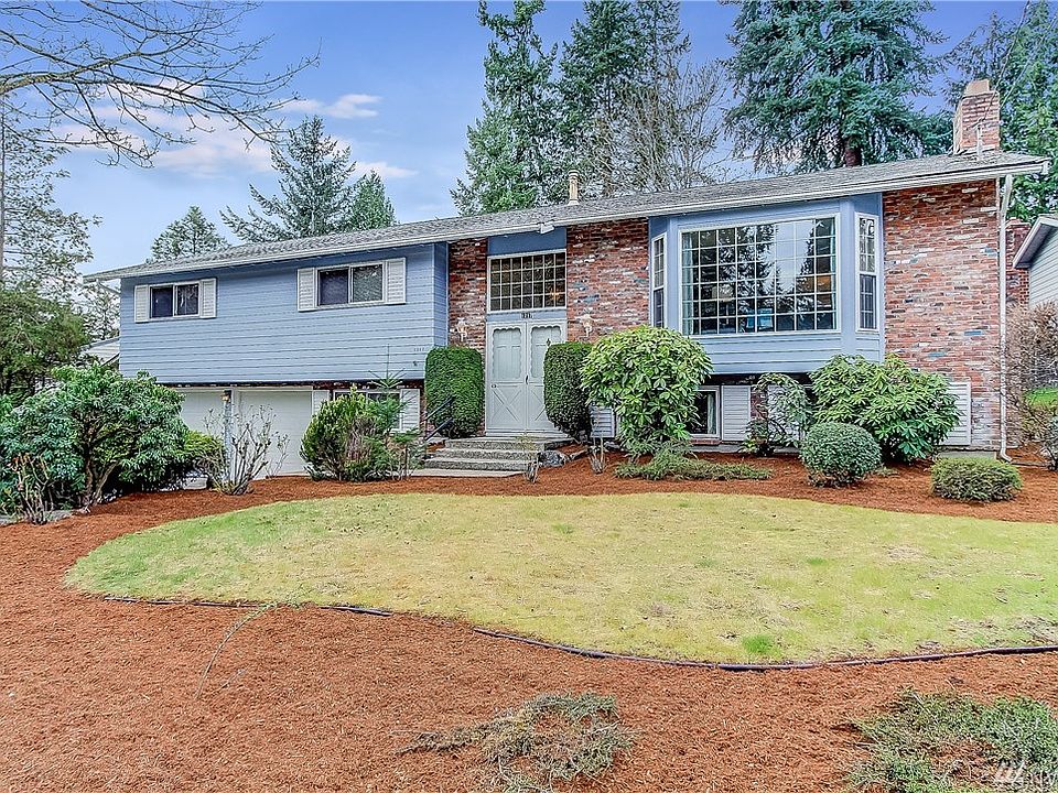 1st image of 1217 151st Pl NE