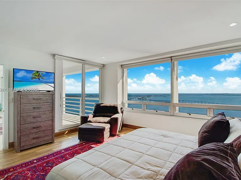 1541 Brickell Ave #A-3902 — Photo 5