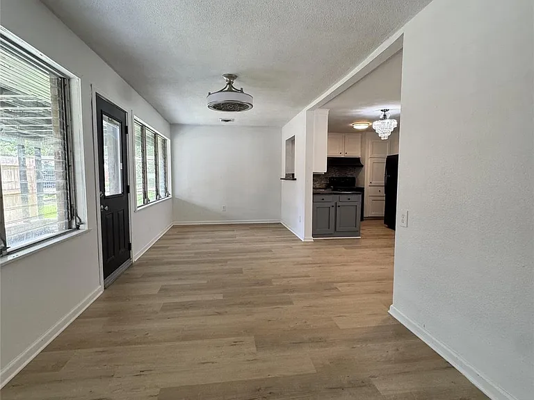 612 Sunset Ln — Photo 10